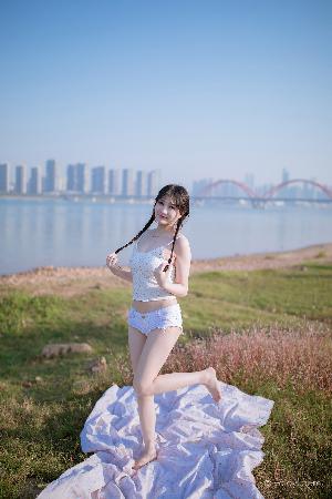 艳妇乳肉豪妇荡乳AV无码福利,艳母动漫在线观看