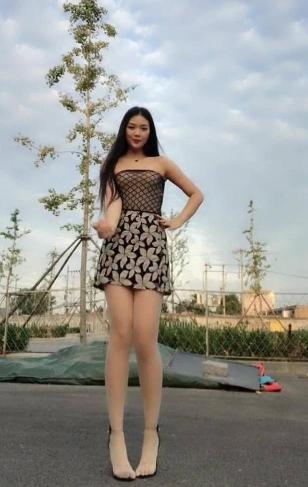 性少妇VIDEOSEXFREEXXXX片,特性服务5星辰